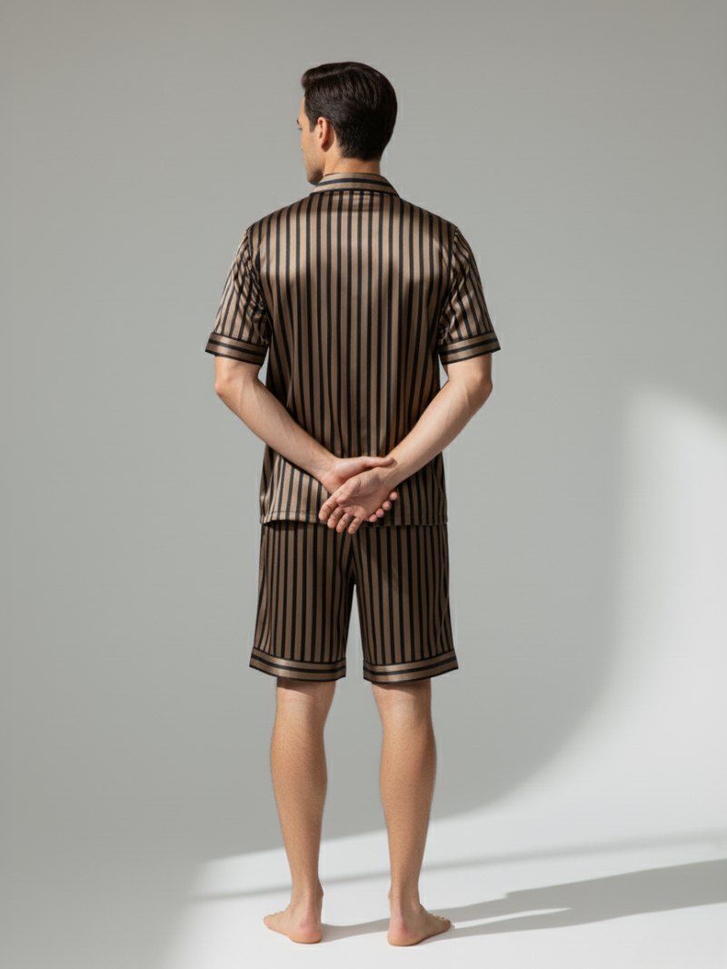 Men’s Ice Silk Pajama Set – Short Sleeve Loose Fit Sleepwear & Homewear Suit