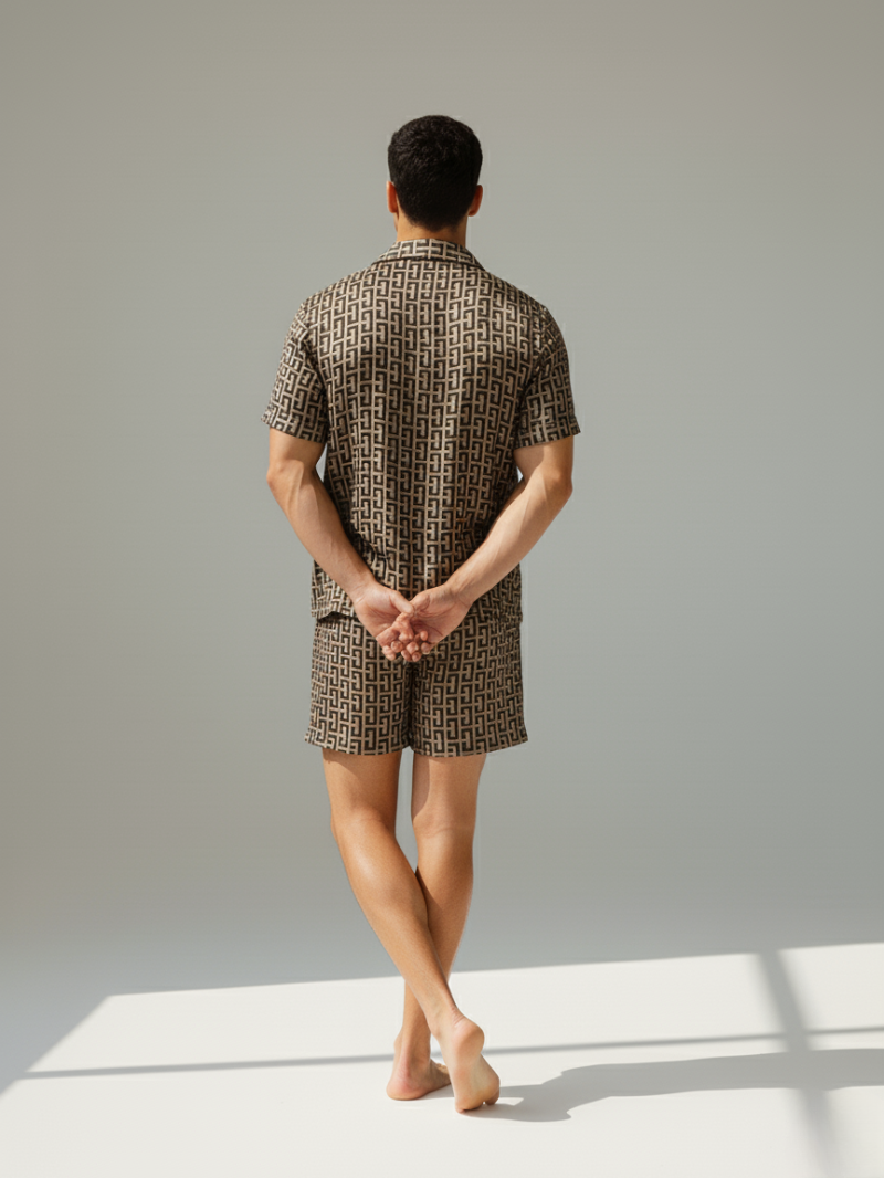 Men’s Ice Silk Pajama Set – Short Sleeve Loose Fit Sleepwear & Homewear Suit